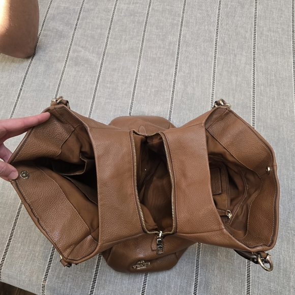 Coach New York Brown pebbled leather slouch handbag See Photos - Picture 10 of 16